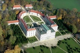  Esterházy-kastély